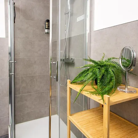 Apartment E Modernes 4 Personen Self Checkin Zentral Magdeburg